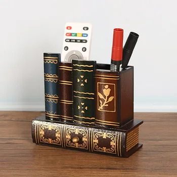 Европейският ретро дървен държач за химикалки креативна фалшива книга многофункционална кутия настолно украшение Контейнер за писалки класически канцеларски материали