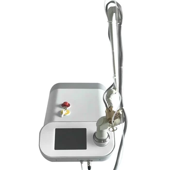 Машина лазер вырезывания СО2 частична представила влагалището закривайки уред за премахване на петна и белези от терапия на пигментация и обработка на порите
